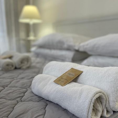 Bb Essenze Bed & Breakfast Palermo Luaran gambar