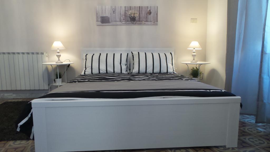 Bb Essenze Bed & Breakfast Palermo Luaran gambar