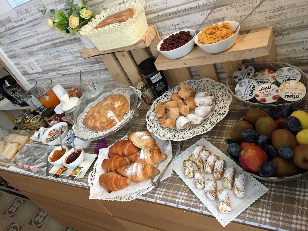 Bb Essenze Bed & Breakfast Palermo Luaran gambar