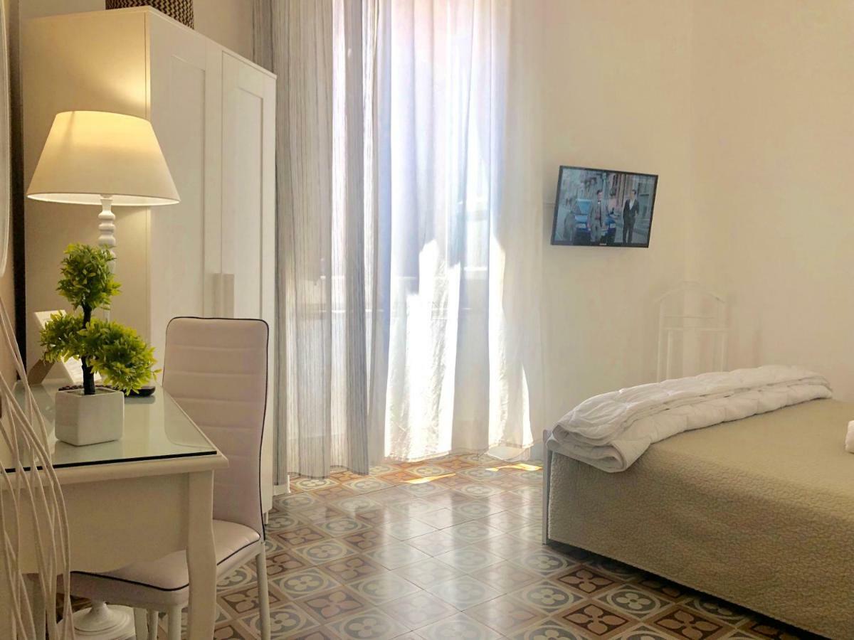 Bb Essenze Bed & Breakfast Palermo Luaran gambar